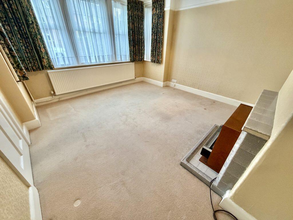 Additional image 12 of Grove Avenue, Yeovil, Somerset, BA20