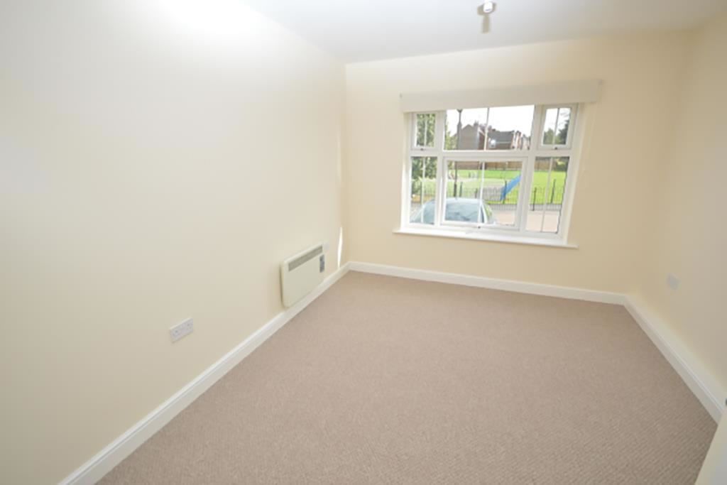 2 bed flat for saleStonegate Mews, Doncaster DN48Ds DN4 photo 4