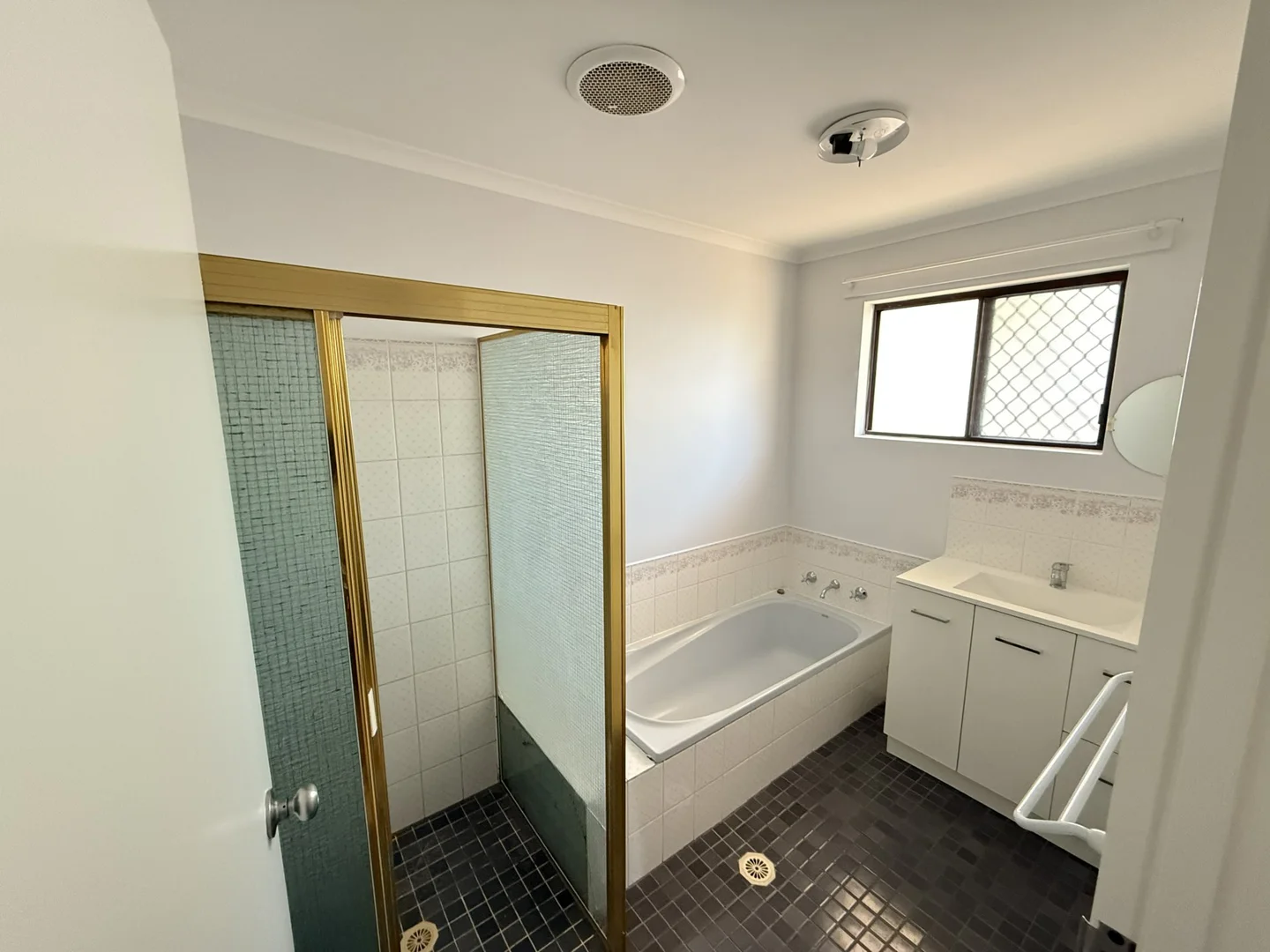 Additional image 7 of 2/2 Grant Road, Larapinta NT 0875