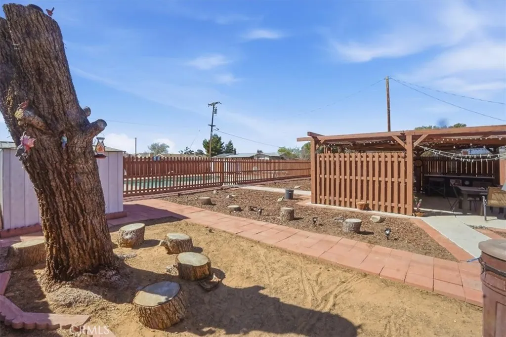 Additional image 110 of 21089 Ottawa Rd, Apple Valley, CA 92308