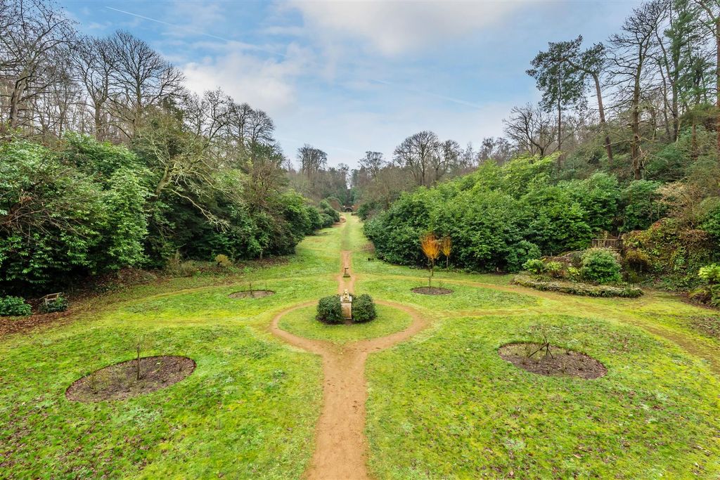 Additional image 8 of 1 bed flat for saleDeepdene House, Dorking RH5