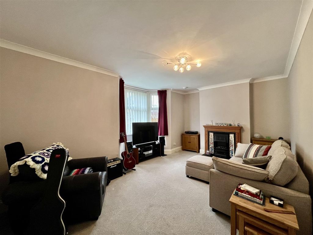 Additional image 2 of 3 bed detached house for saleDyffryn Road, Ammanford SA18