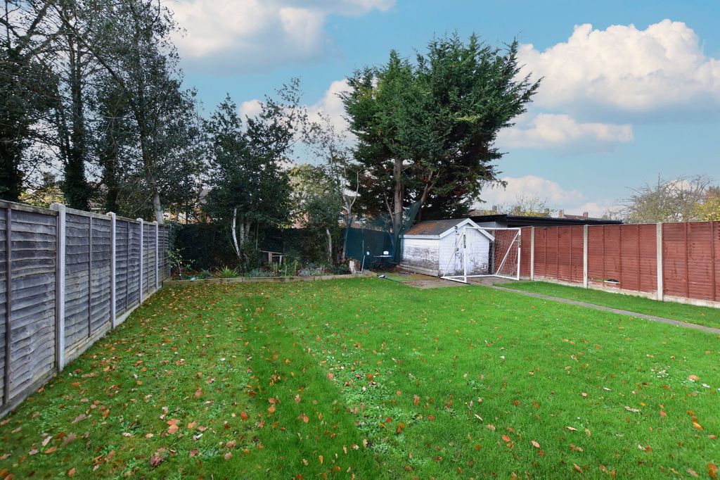 Additional image 26 of 4 bed detached house for saleGreenways, Abbots Langley WD5