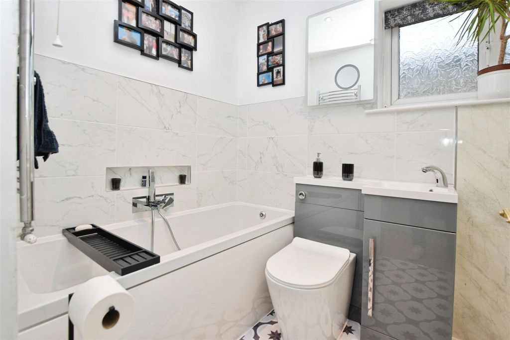 Additional image 16 of 2 bed detached bungalow for saleSunningdale, Abergele LL22