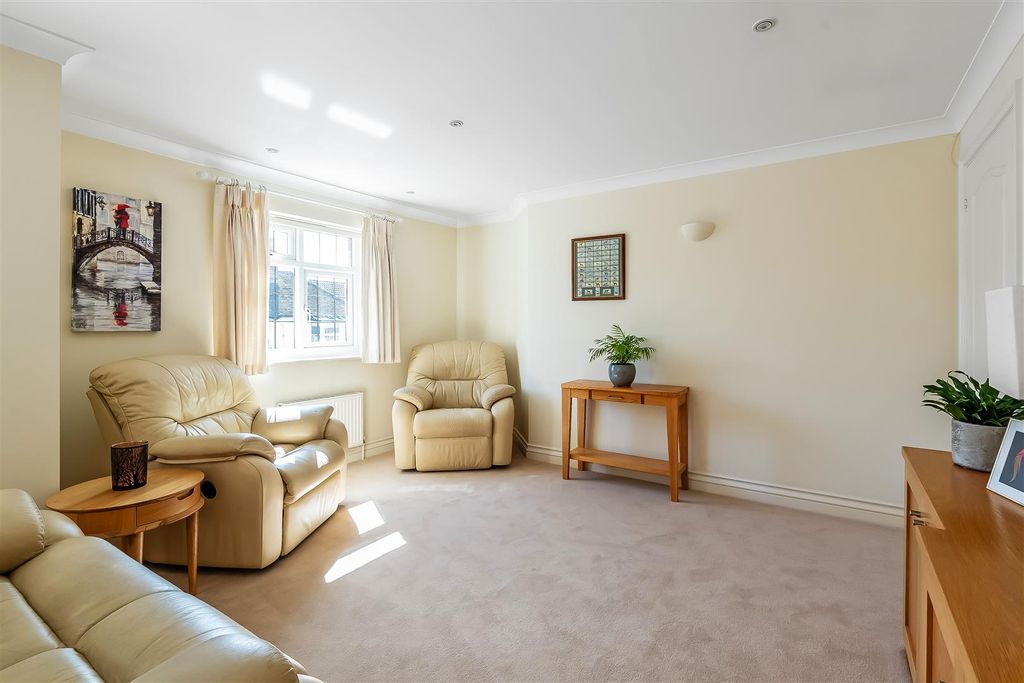 Additional image 5 of 2 bed flat for saleMarlborough Court, The Marld, Ashtead KT21