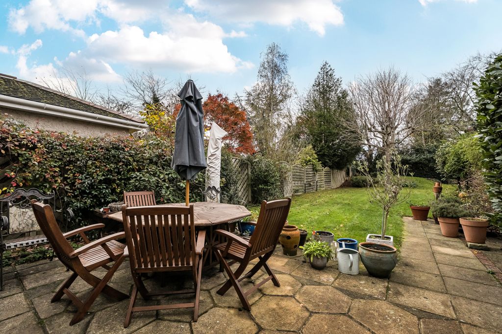 Additional image 34 of 6 bed semi-detached house for saleShinfield Road, Reading, Berkshire RG2