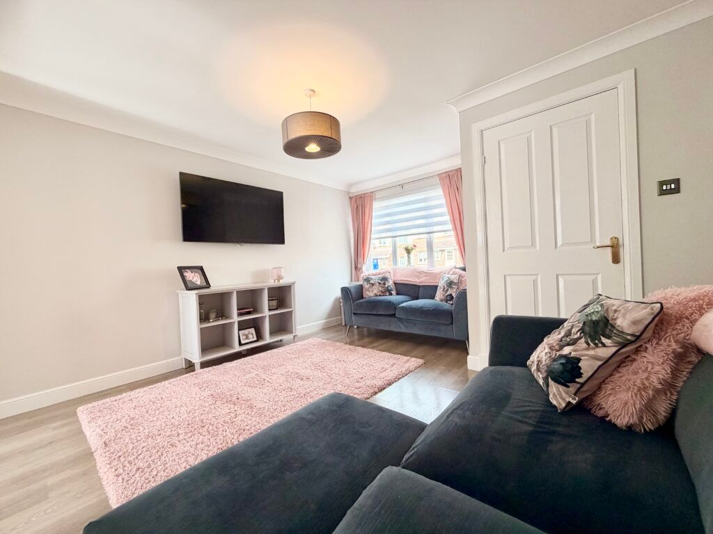 Additional image 4 of 3 bed semi-detached house for saleArdbeg Crescent, Airdrie ML6