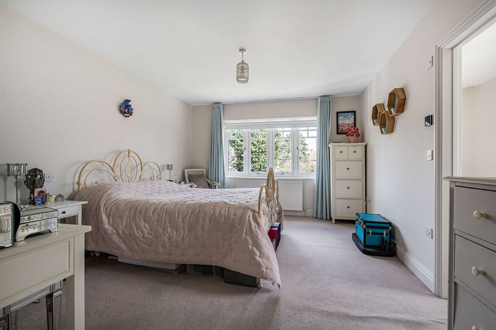 Additional image 15 of 5 bed detached house for saleHarriotts Lane, Ashtead KT21
