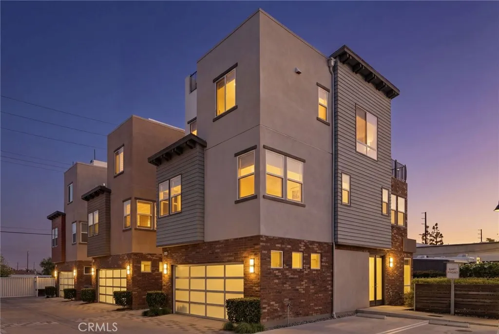 Additional image 2 of 783 Wonder Lane, Costa Mesa, CA 92627