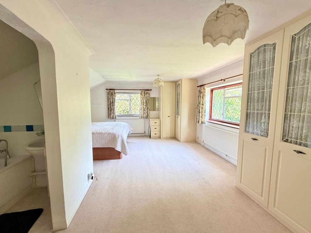 Additional image 10 of 4 bed detached house for saleGrays Lane, Ashtead KT21