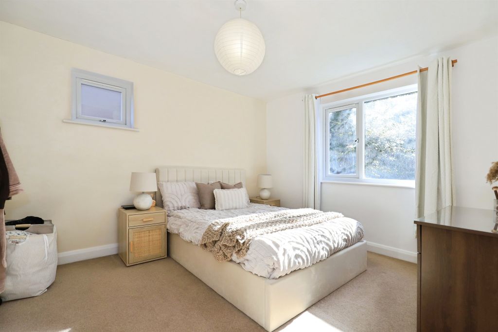 Additional image 9 of 2 bed flat for salePark Lane, Kidderminster DY11