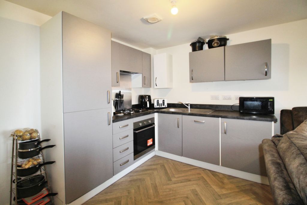 Additional image 8 of 2 bed flat for saleClyde Street, Hull HU3