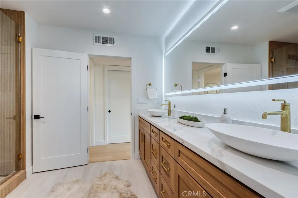 Additional image 49 of 11919 Mayfield Ave Unit 2, Los Angeles, CA 90049