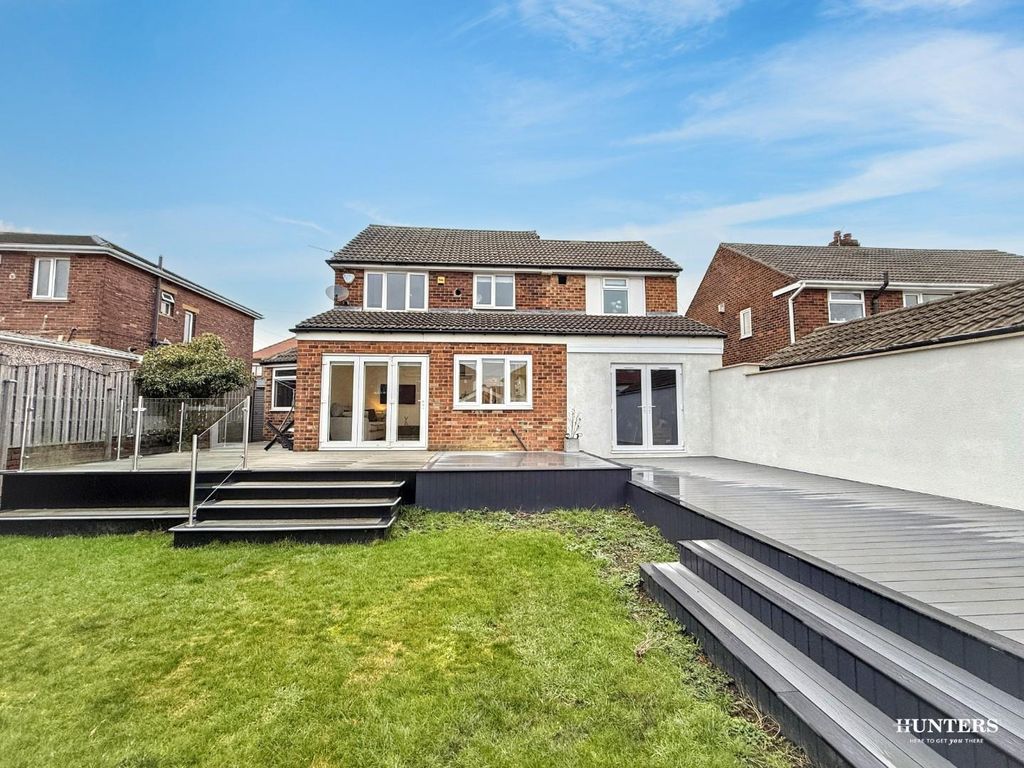 Additional image 28 of 4 bed detached house for saleManor Road, Soothill, Batley WF17
