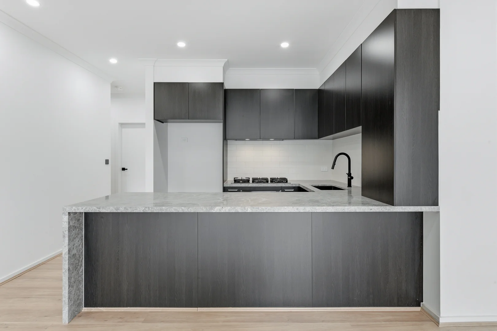 Additional image 2 of 2/1 Ivanhoe Street, Glen Waverley VIC 3150