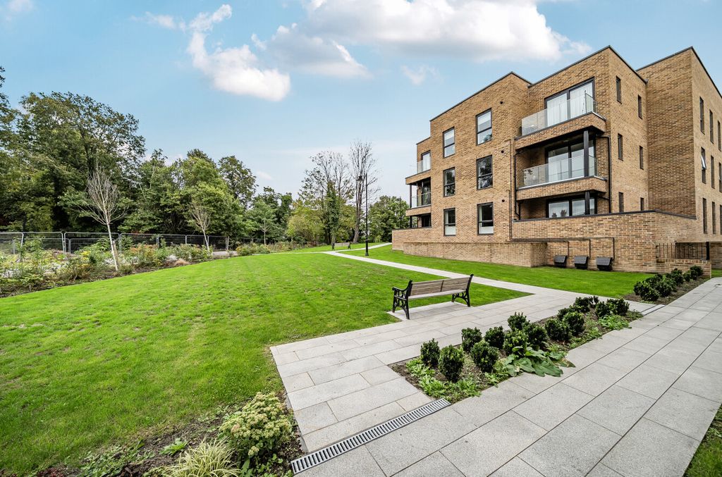 Additional image 21 of 2 bed maisonette for salePatricia Close, Wellesley, Aldershot, Hampshire GU11