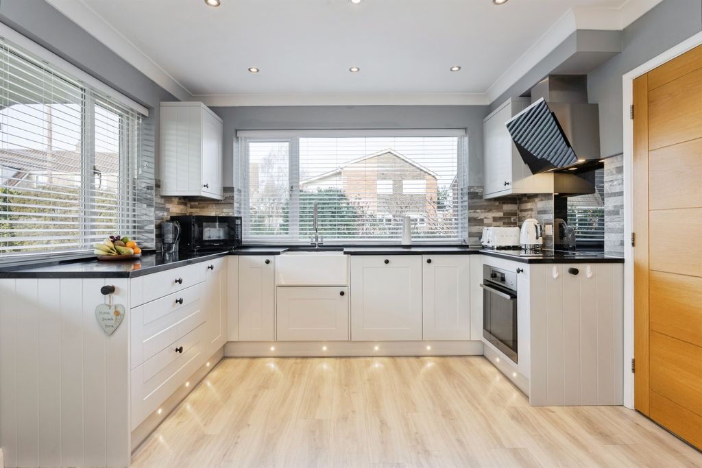 Additional image 3 of 4 bed detached house for saleRye Lane, Attleborough NR17