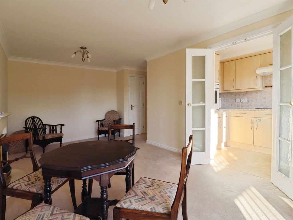 Additional image 7 of 1 bed flat for saleCardiff Road, Llandaff, Cardiff CF5