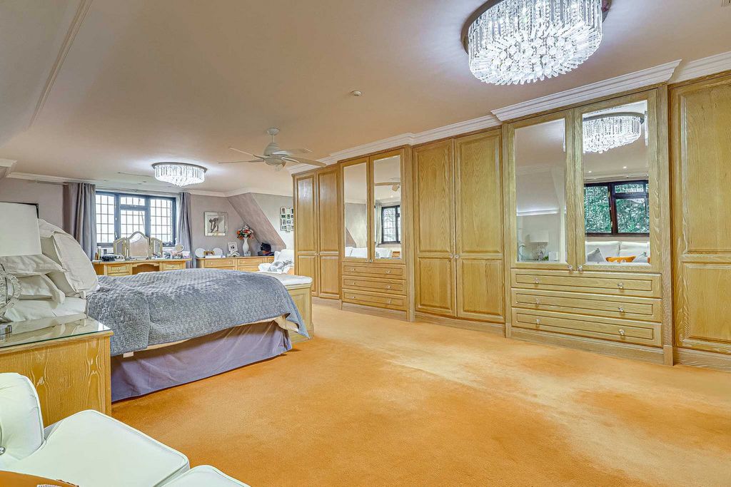 Additional image 38 of 4 bed detached house for saleVicarage Hill, Benfleet SS7