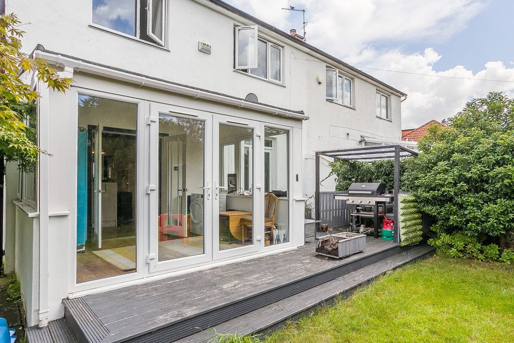 Additional image 22 of 3 bed semi-detached house for saleMoredun Park Gardens, Edinburgh EH17