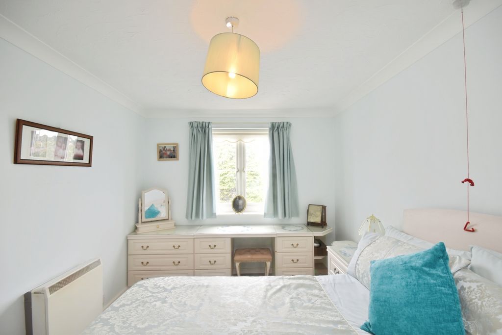 Additional image 6 of 1 bed flat for saleMclay Court, Cardiff CF5