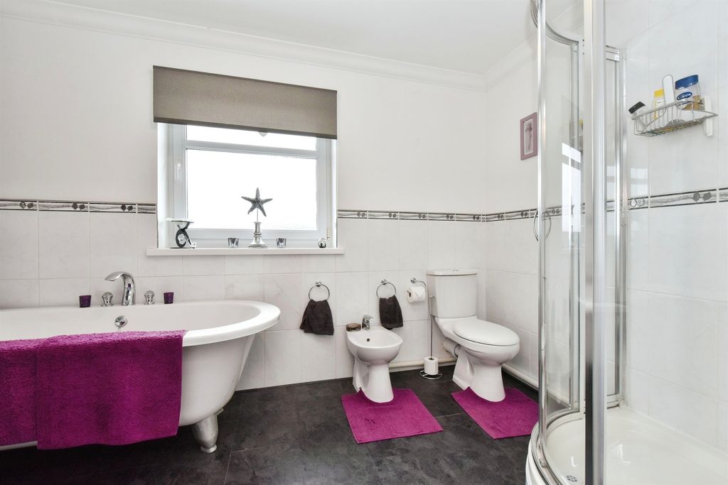 Additional image 13 of 4 bed detached house for saleGraig Place, Aberdare CF44