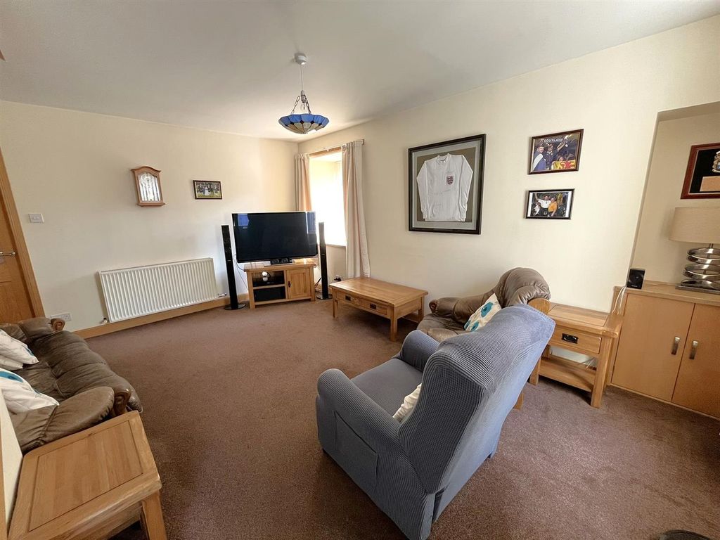 Additional image 4 of 4 bed end terrace house for saleLand Street, Keith AB55