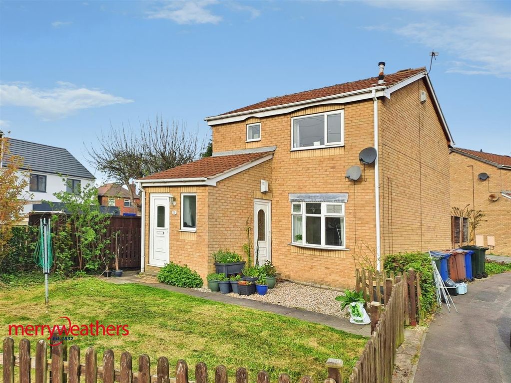 2 bed flat for saleCloverlands Drive, Staincross, Barnsley S75