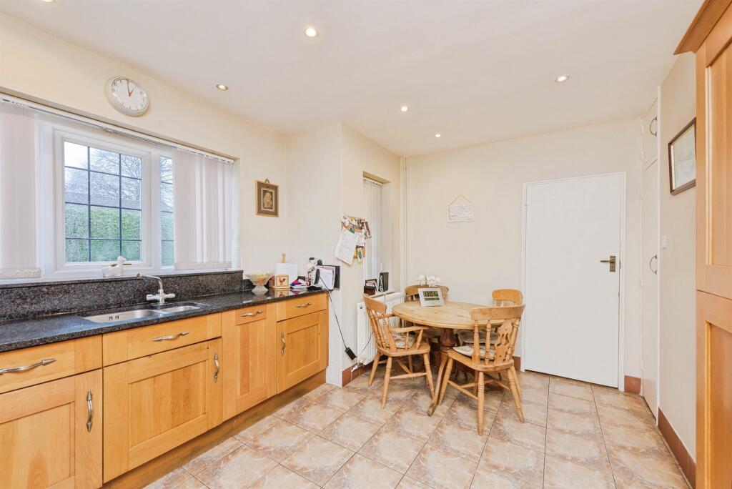 Additional image 7 of Finstall Close, Sutton Coldfield