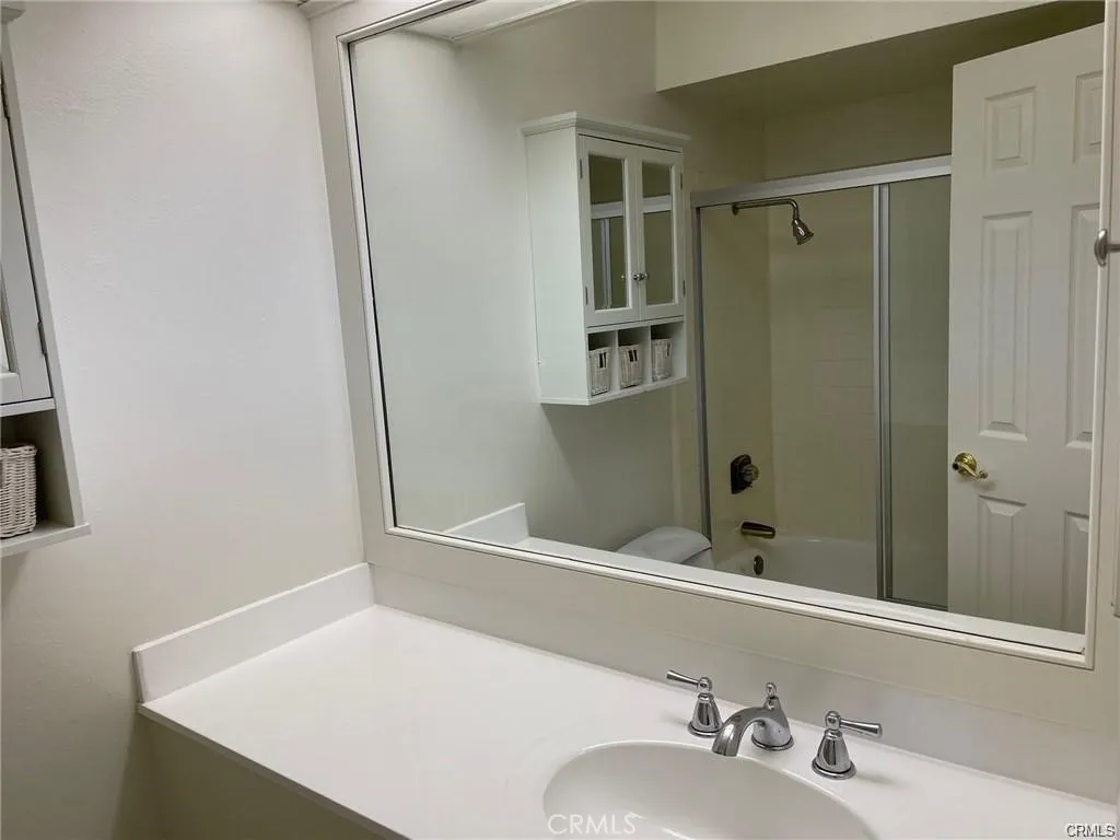 Additional image 15 of 10001 Topanga Canyon Blvd Unit 17, Chatsworth, CA 91311