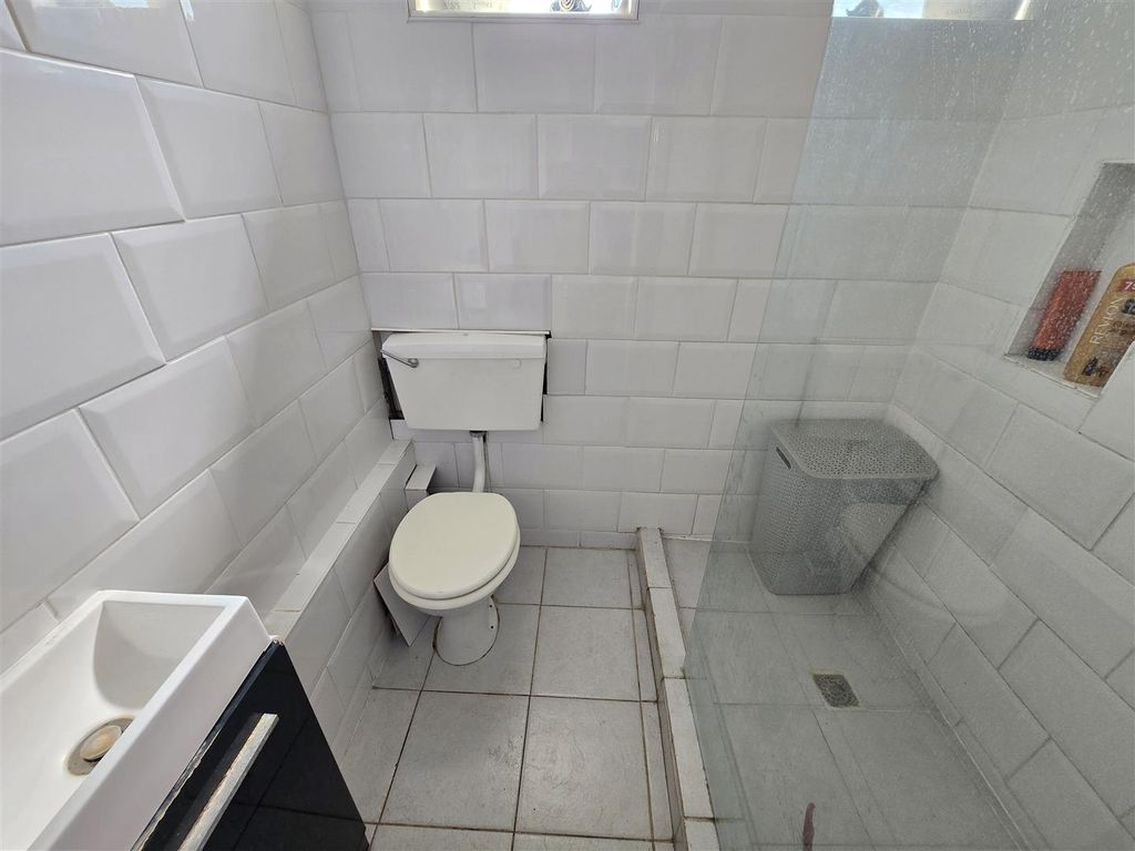 Additional image 10 of 5 bed semi-detached house for saleGrove Road, Beccles NR34