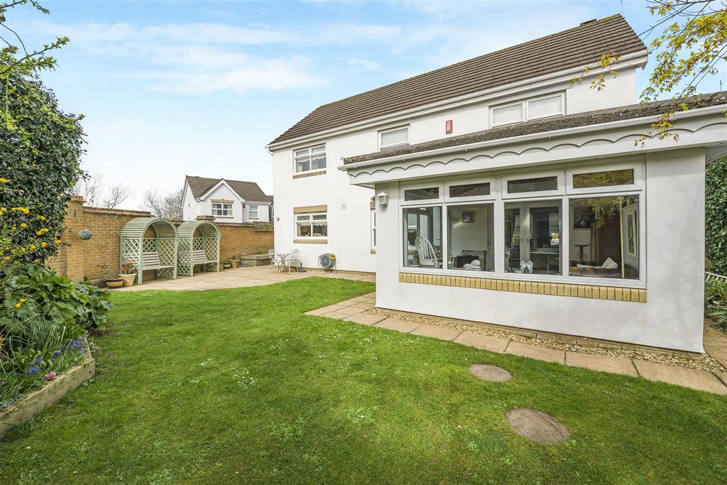 Additional image 20 of 4 bed detached house for saleStarlight View, Westward Rise, Marine Heights, Barry CF62