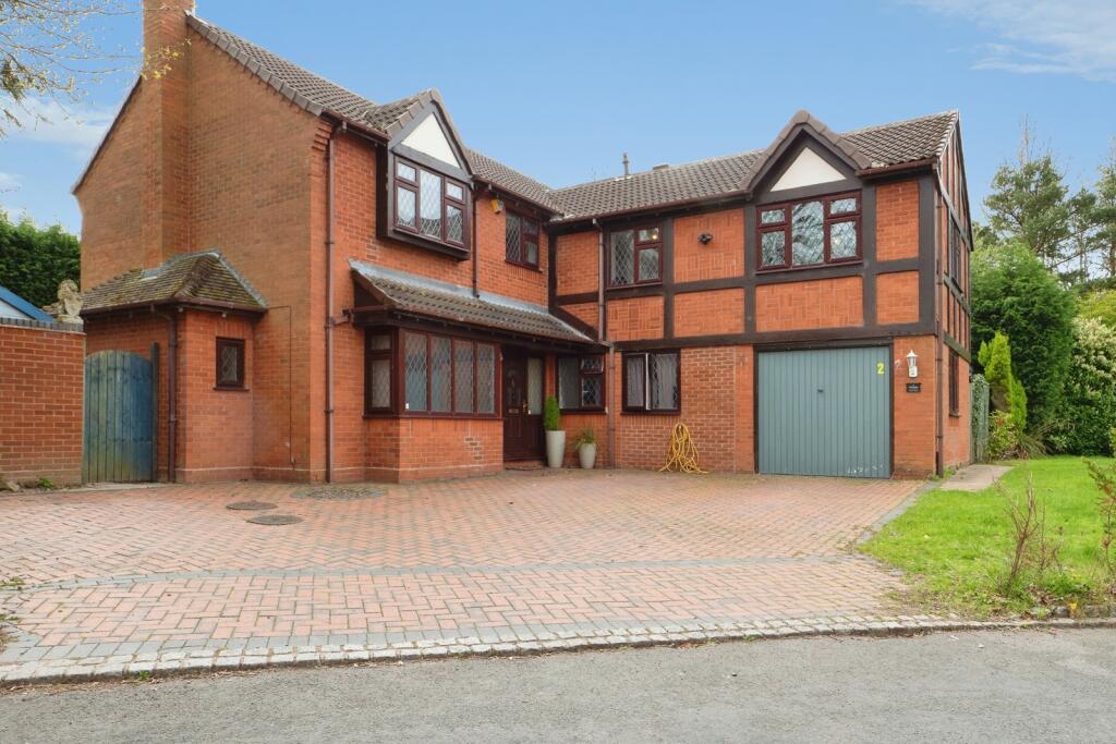 Gleneagles, Tamworth, Staffordshire, B77
