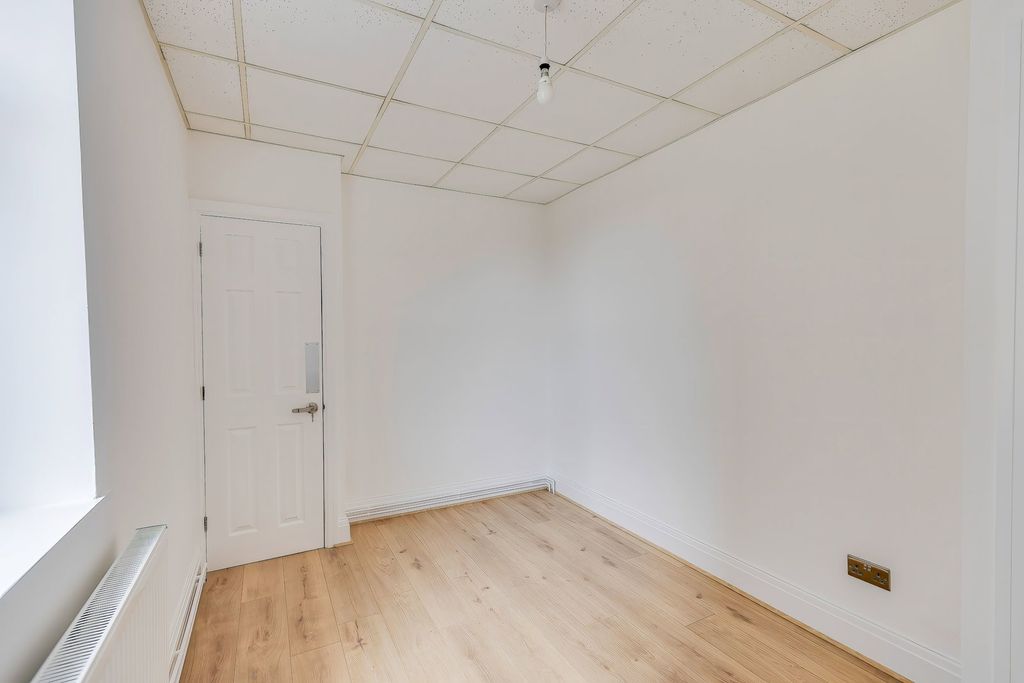 Additional image 13 of 1 bed flat for salePen-Y-Lan Road, Penylan, Cardiff CF23