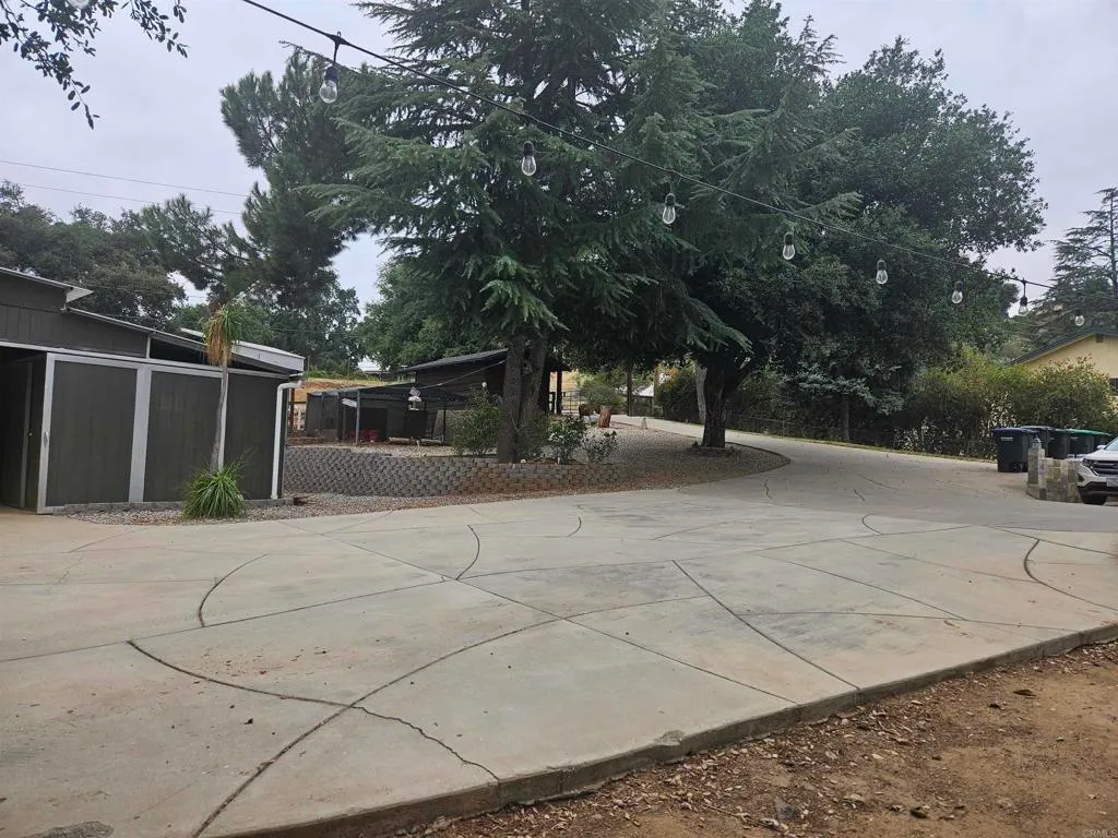 Additional image 60 of 40275 Avenida Cerrovista, Cherry Valley, CA 92223