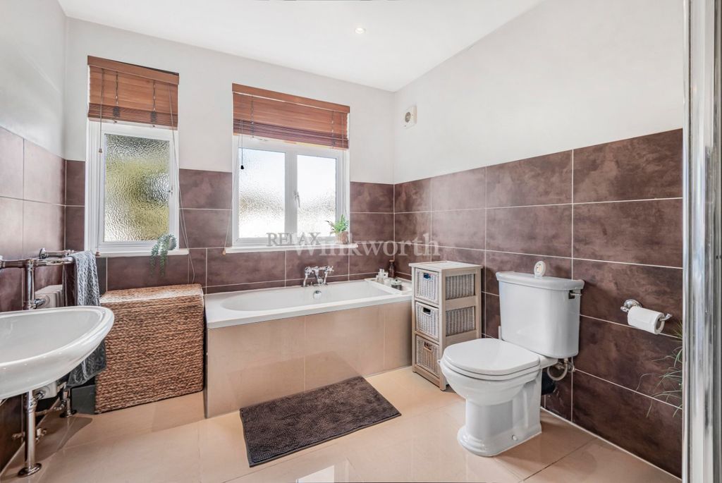 Additional image 13 of 5 bed detached house for saleThe Mead, Beckenham BR3