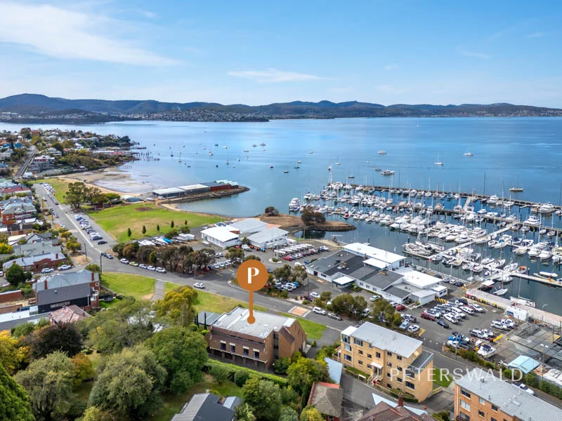 Additional image 32 of 3/46 Marieville Esplanade, Sandy Bay TAS 7005