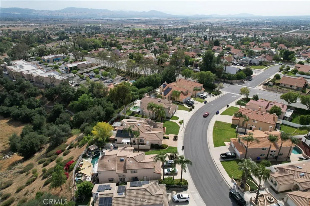 7149 Rockspring Ln, Highland, CA 92346
