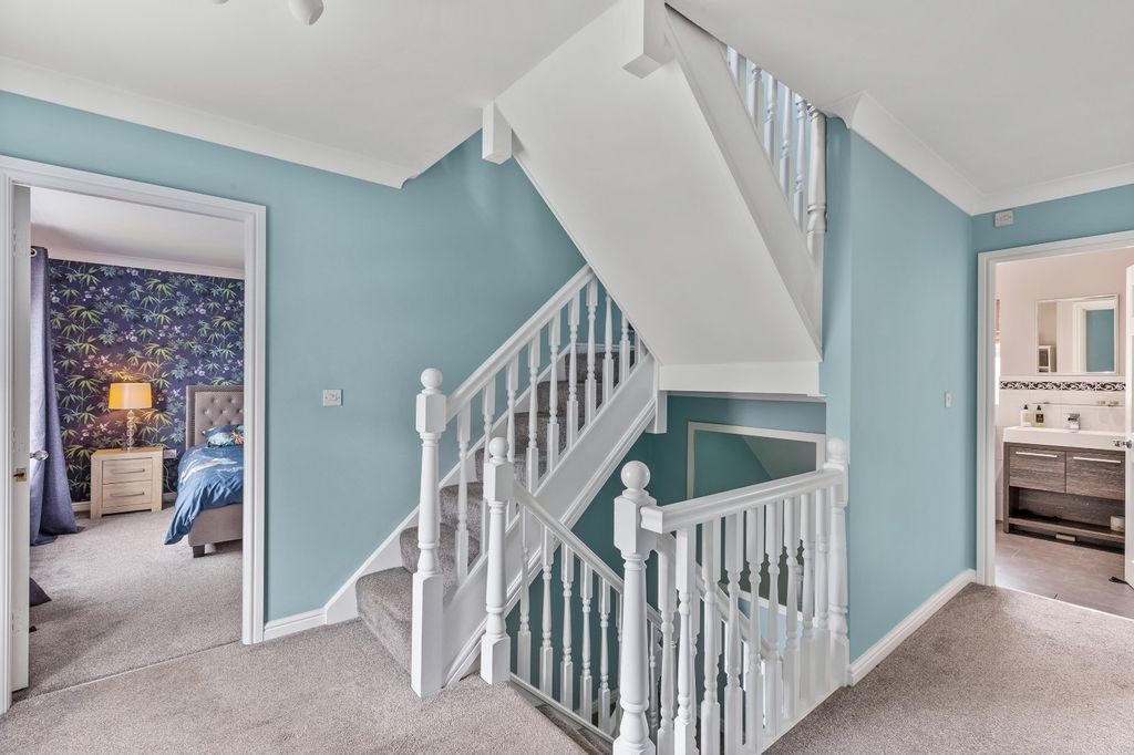 Additional image 34 of 6 bed detached house for saleAgincourt Drive, Bingley, West Yorkshire BD16
