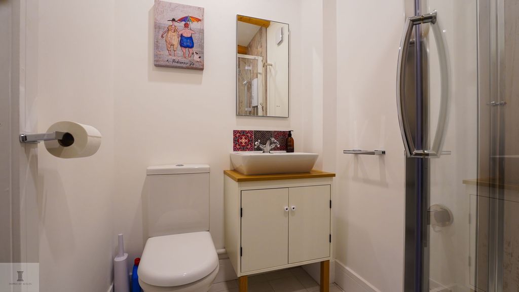 Additional image 25 of 1 bed property for saleHafan Y Traeth, Marine Parade, Barmouth LL42