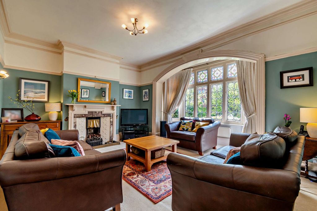 Additional image 12 of 5 bed property for saleOxford Road, Banbury OX16
