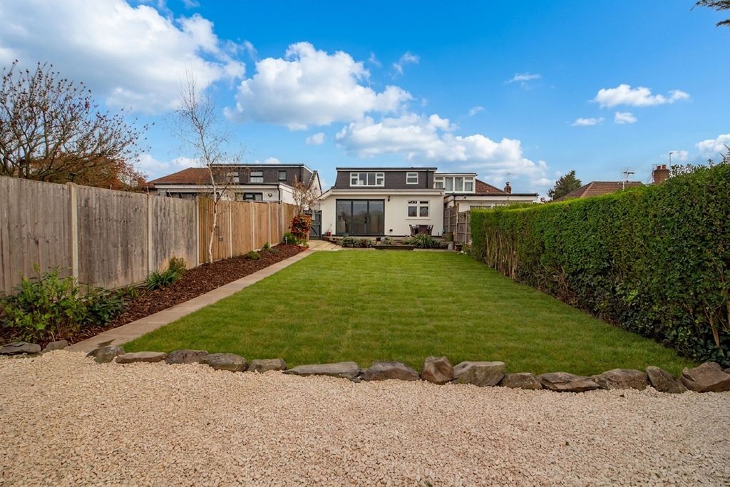 Additional image 19 of 4 bed semi-detached bungalow for saleSt Georges Drive, Carpenders Park, Watford WD19