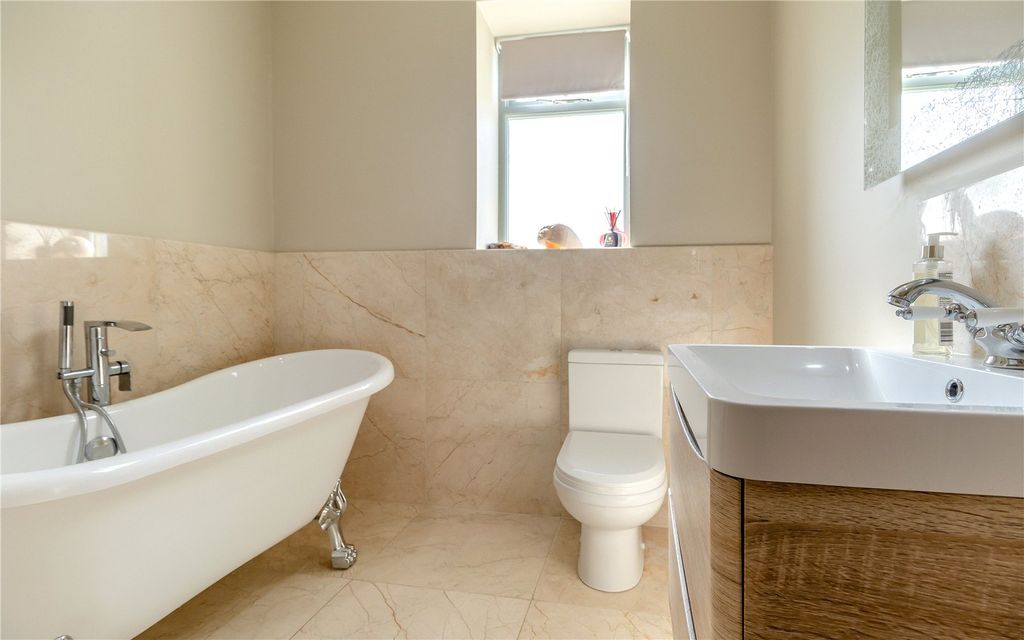 Additional image 17 of 4 bed bungalow for saleThe Barn, Hunters Yard, Horncastle Road, Caistor, Market Rasen LN7