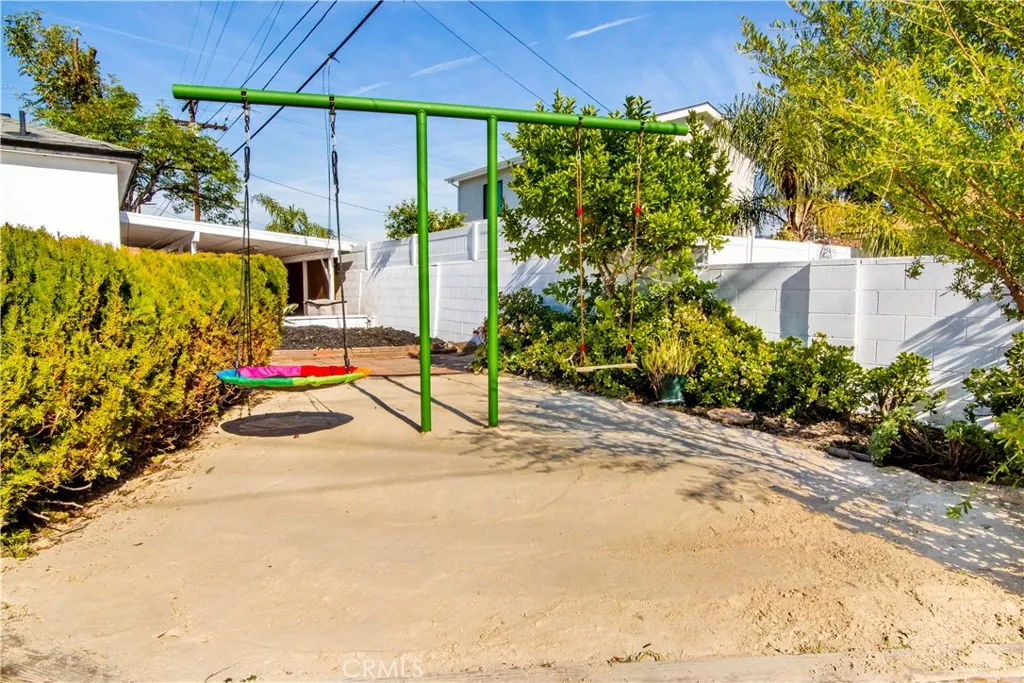 Additional image 72 of 10816 Calvert St, North Hollywood, CA 91606