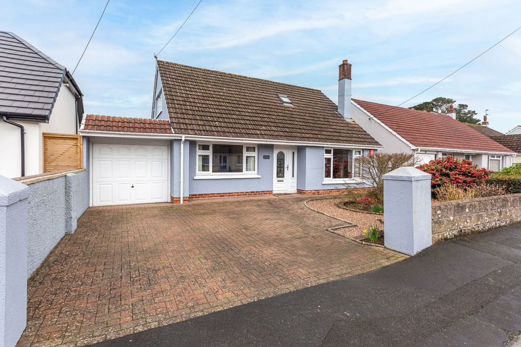 4 bed detached house for saleEllerslie Road, Sticklepath, Barnstaple, North Devon EX31