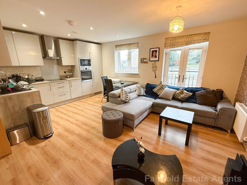 Additional image 2 of 2 bed flat for saleGibbs Couch, Carpenders Park, Watford WD19