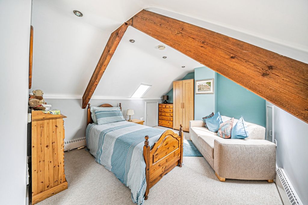 Additional image 10 of 6 bed barn conversion for saleFarleigh Lane, Dummer, Basingstoke RG25