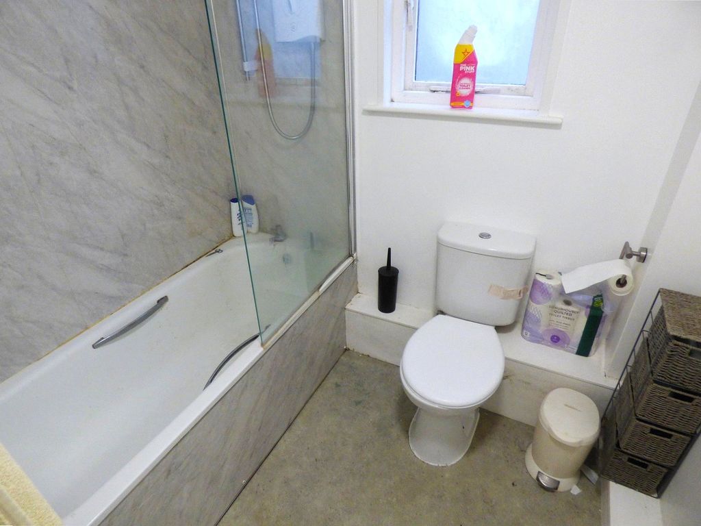 Additional image 6 of 2 bed flat for saleAlfred Place, Aberystwyth, Ceredigion SY23