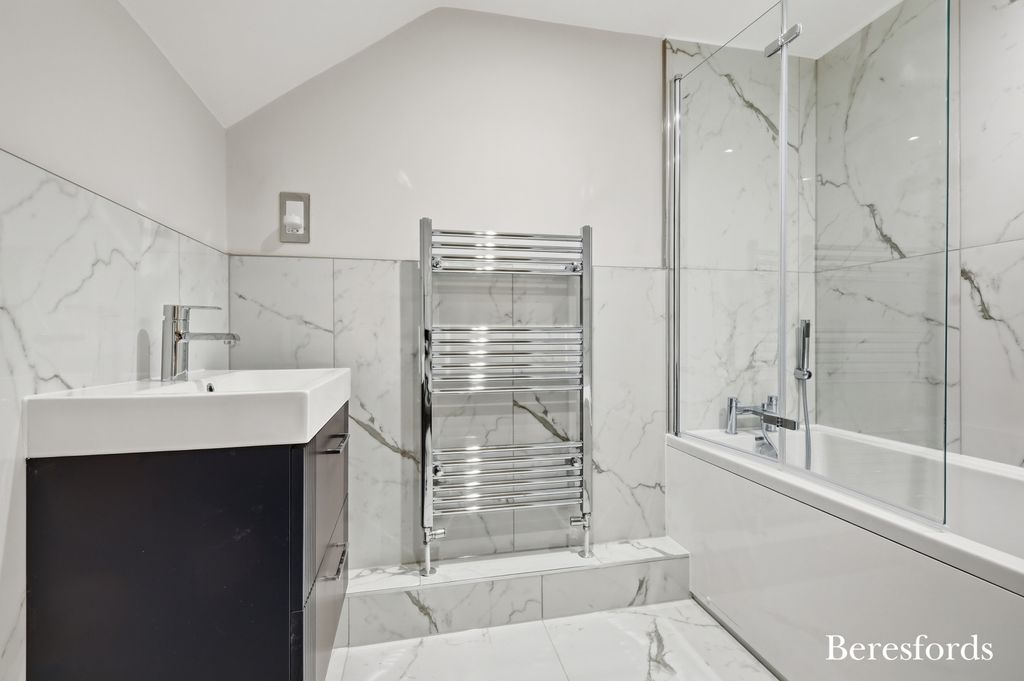 Additional image 18 of 5 bed semi-detached house for saleChapel Street, Billericay CM12