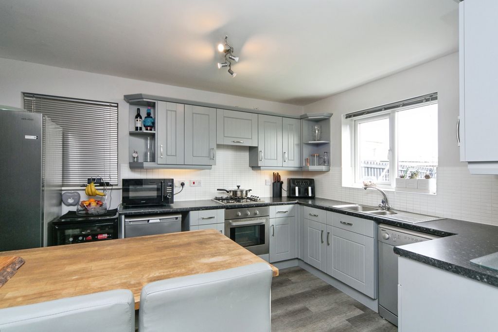 Additional image 2 of 4 bed detached house for salePen Y Cae, Abergele LL22